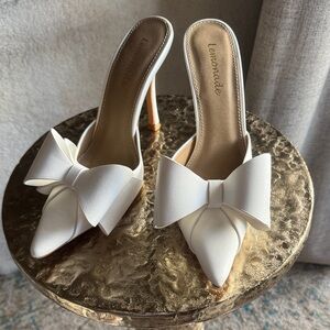Lemonade White Bow Women's Heels